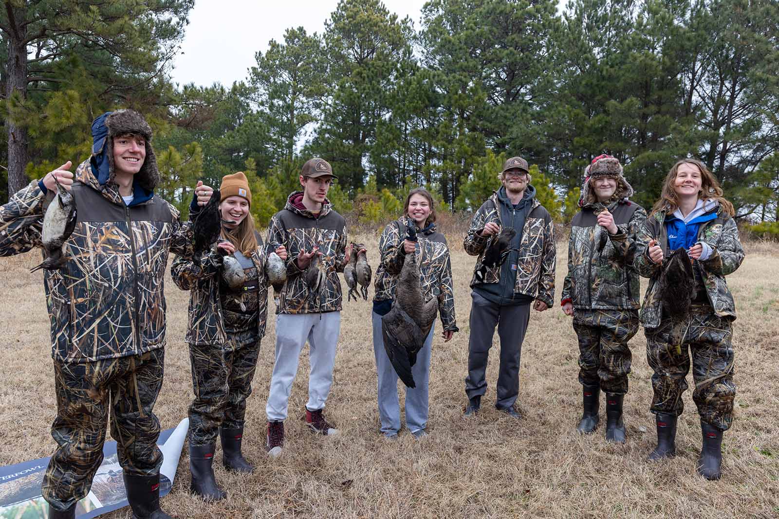 أصبح الصيد متاحًا