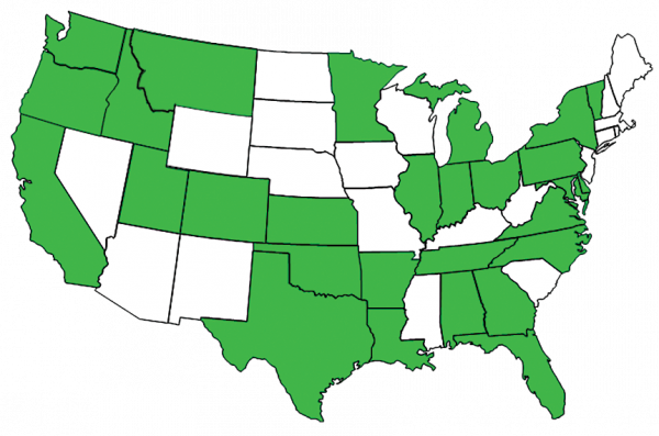 صورة تُظهر 28 الولايات التي أبلغت عن مهاجمة الغزلان الأسيرة أو الحرة للأشخاص بين 1988 و 2020 ؛ وهذه الولايات هي كاليفورنيا وأوريغون وولاية واشنطن وولاية واشنطن وأيداهو ومونتانا ومونتانا ويوتا ووايومنغ ووايومنغ وكانساس وأوكلاهوما وتكساس وتكساس ولويزيانا وأركنساس ومينيسوتا ومينيسوتا وميشيغان وأوهايو وأوهايو وإنديانا وتينيسي وألاباما وجورجيا وفلوريدا وفلوريدا وكارولينا الشمالية وفيرجينيا وفيرجينيا وماريلاند وديلاوير وبنسلفانيا ونيويورك وفيرمونت ونيوجيرسي